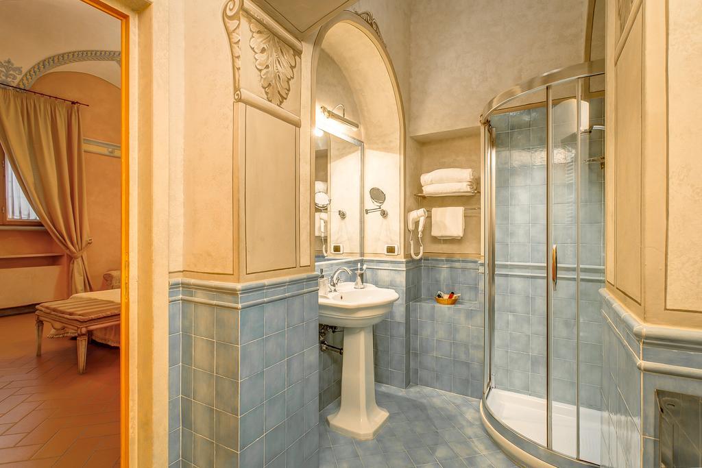 Firenze Suite Pokoj fotografie